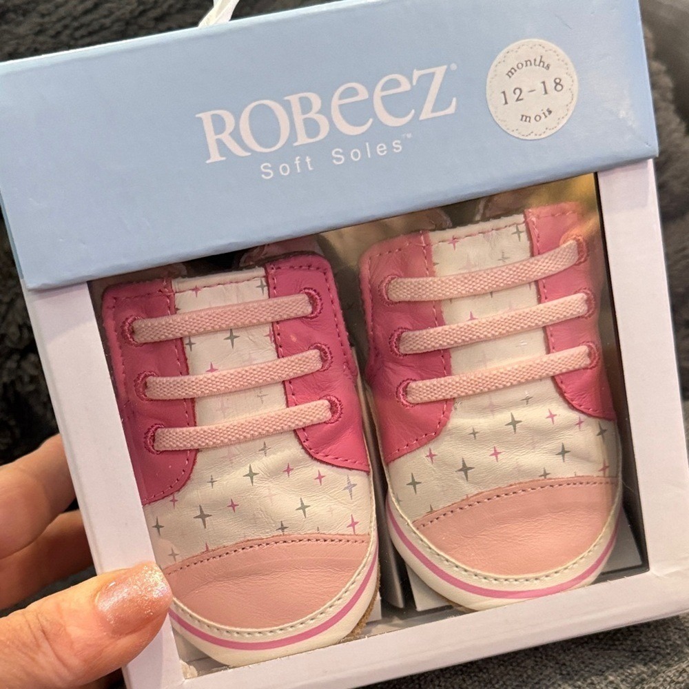 Robeez Pink and White Baby Walker Shoes 12-18M